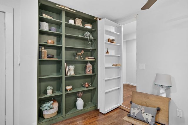 63 S Grove St, Foxboro, MA 02035