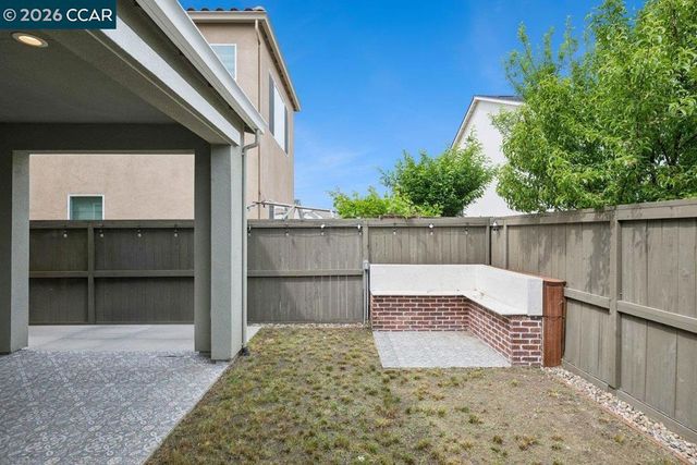 3141 Rio Grande Dr, Tracy, CA 95377