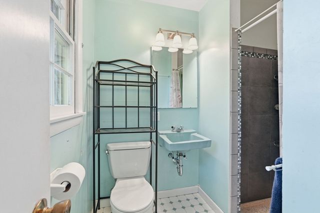 13 Cider Mill Road, Leverett, MA 01054