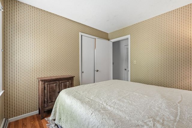 13 Cider Mill Road, Leverett, MA 01054