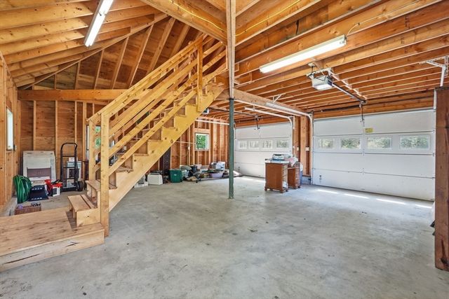 13 Cider Mill Road, Leverett, MA 01054