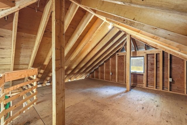 13 Cider Mill Road, Leverett, MA 01054