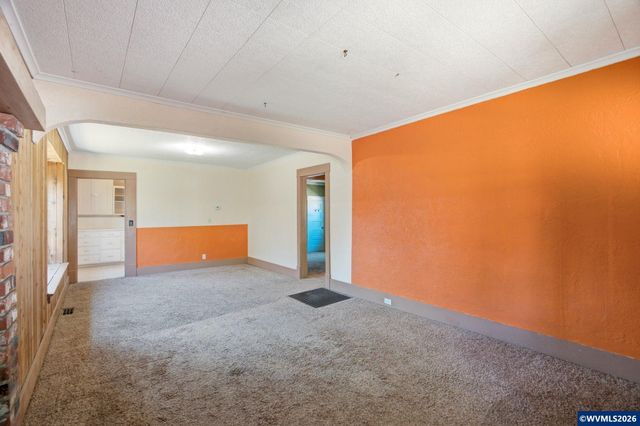 631 Breys Av NE, Salem, OR 97301