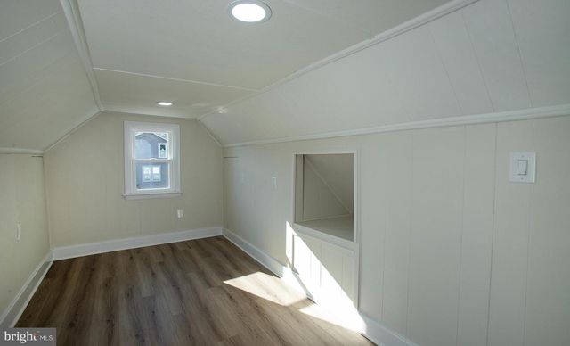 8050 CHAMBERS HILL RD, Harrisburg, PA 17111