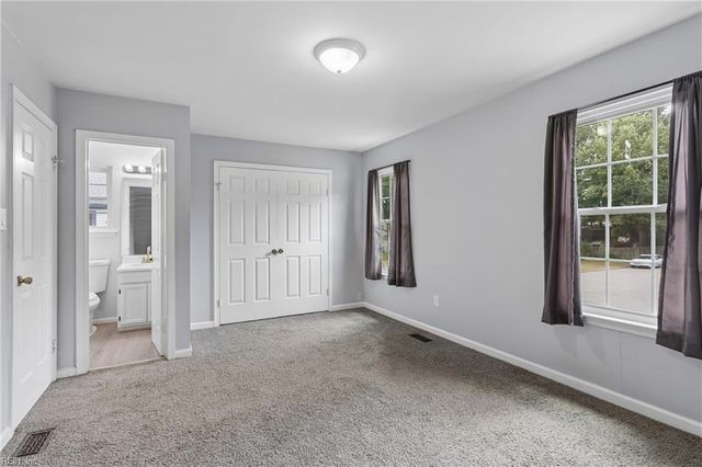 453 Wyn DR, Newport News, VA 23608
