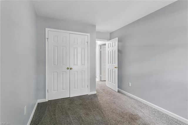 453 Wyn DR, Newport News, VA 23608