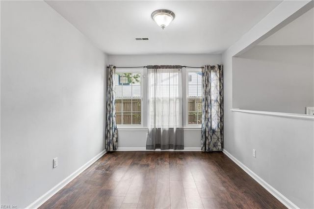 453 Wyn DR, Newport News, VA 23608