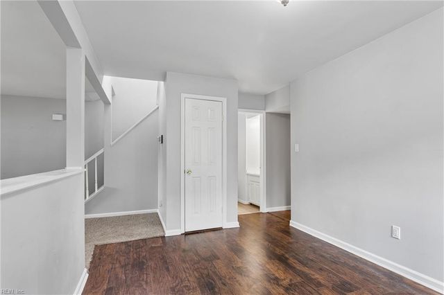 453 Wyn DR, Newport News, VA 23608