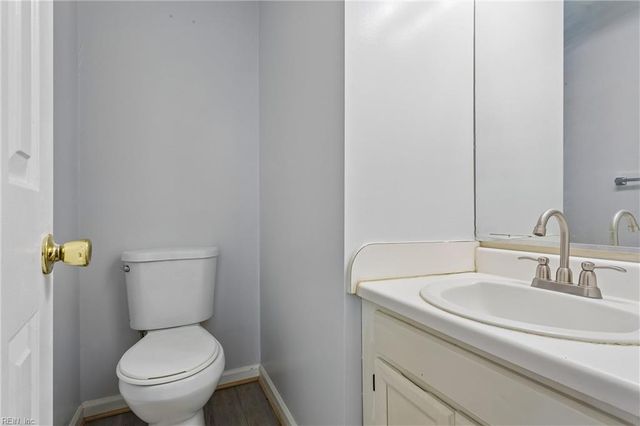 453 Wyn DR, Newport News, VA 23608