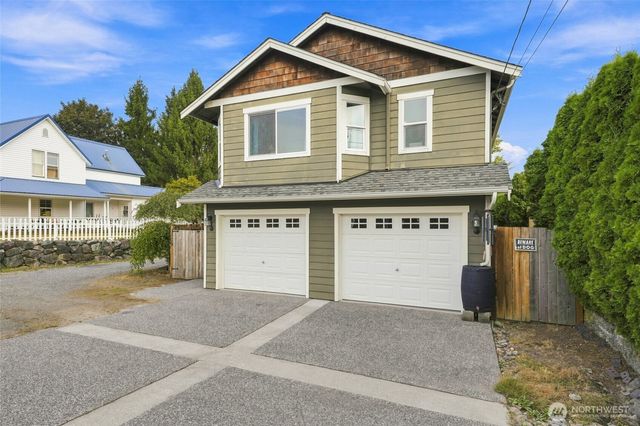109 E Pioneer Street, Granite Falls, WA 98252