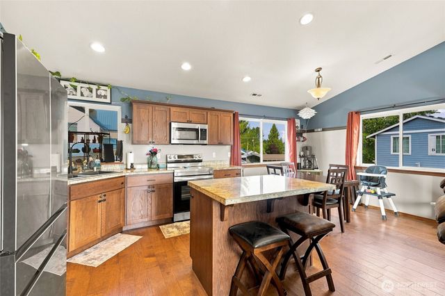 109 E Pioneer Street, Granite Falls, WA 98252