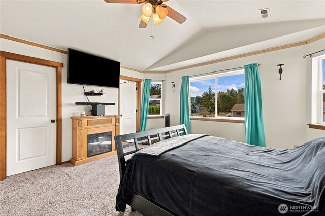 109 E Pioneer Street, Granite Falls, WA 98252