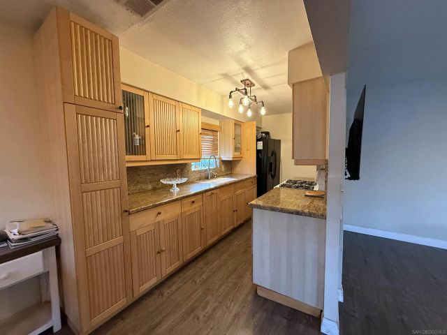 3428 40th, San Diego, CA 92105