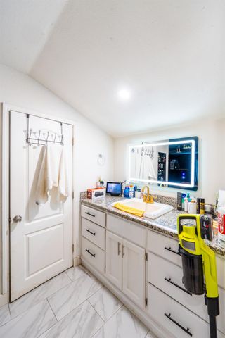 1413 W Fountain Way, Fresno, CA 93705