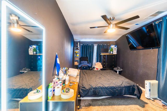 1413 W Fountain Way, Fresno, CA 93705