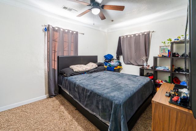 1413 W Fountain Way, Fresno, CA 93705