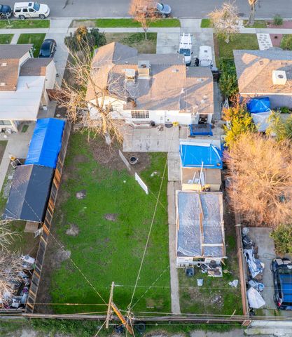 1413 W Fountain Way, Fresno, CA 93705