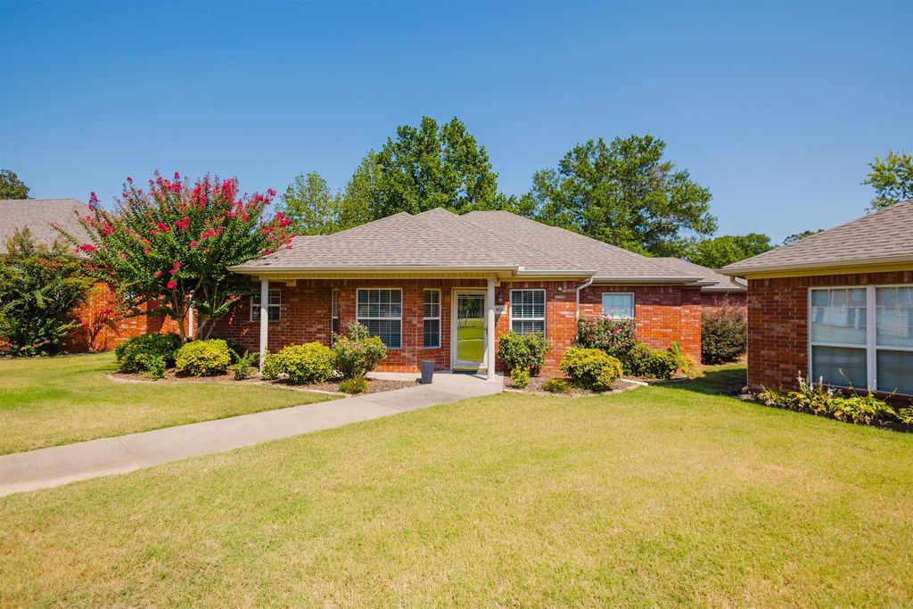 609 Dakota Street, Cabot, AR 72023