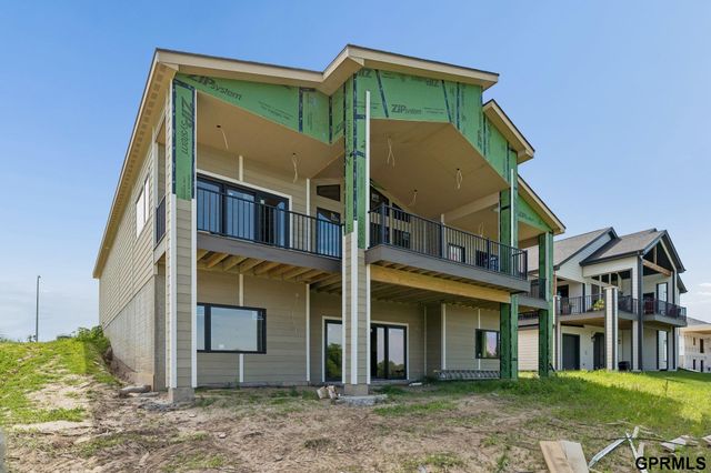 815 Courtyard Court, Ashland, NE 68003