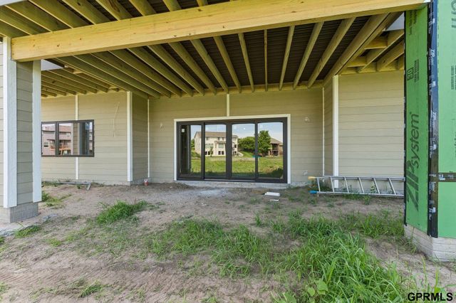 815 Courtyard Court, Ashland, NE 68003