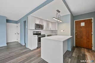 60 Strawberry Hill Avenue 318, Stamford, CT 06902