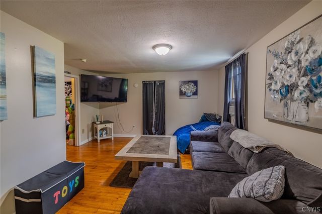 1406 Butternut Street, Syracuse, NY 13208