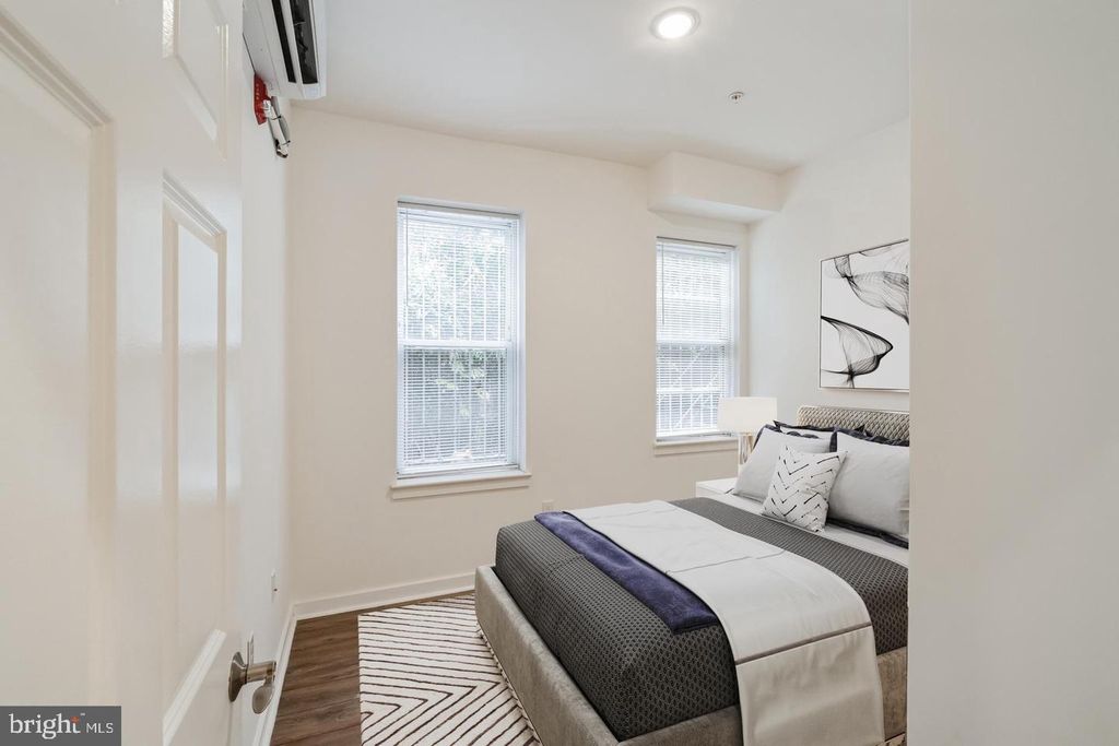 407 S 42ND ST #3R, Philadelphia, PA 19104