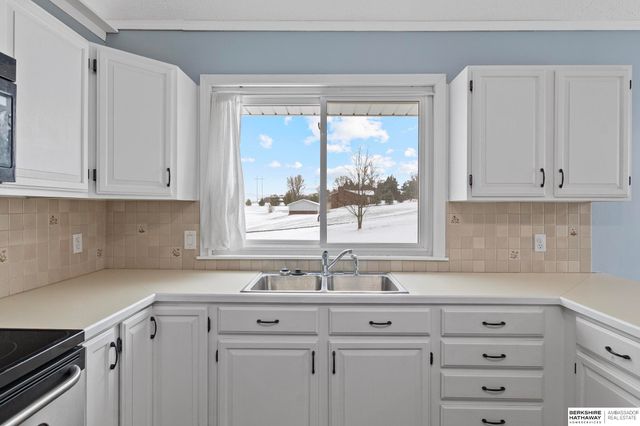 17919 Nicholas Road, Plattsmouth, NE 68048