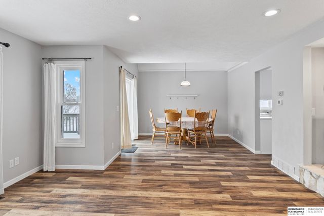 17919 Nicholas Road, Plattsmouth, NE 68048