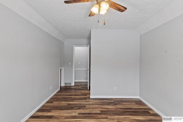 17919 Nicholas Road, Plattsmouth, NE 68048