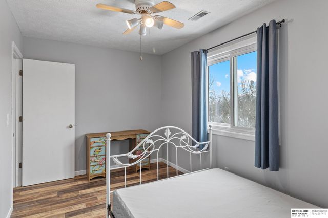 17919 Nicholas Road, Plattsmouth, NE 68048