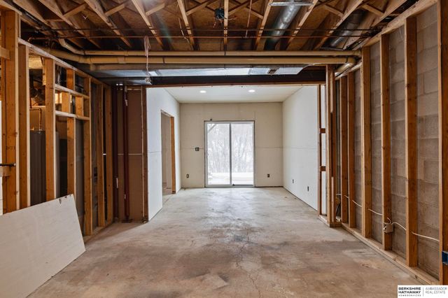 17919 Nicholas Road, Plattsmouth, NE 68048