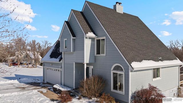 17919 Nicholas Road, Plattsmouth, NE 68048