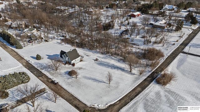 17919 Nicholas Road, Plattsmouth, NE 68048