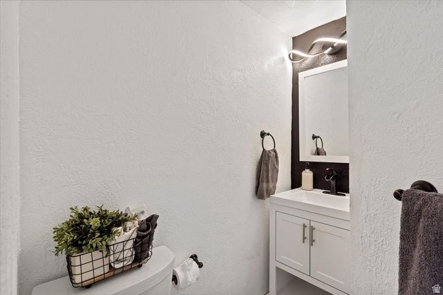 1120 E 2200 N, Layton, UT 84040