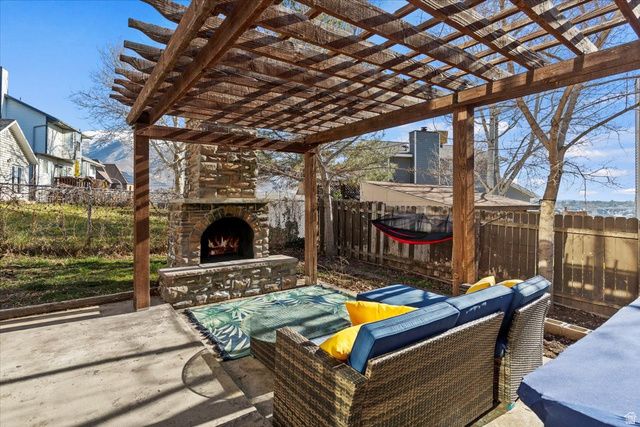 1120 E 2200 N, Layton, UT 84040