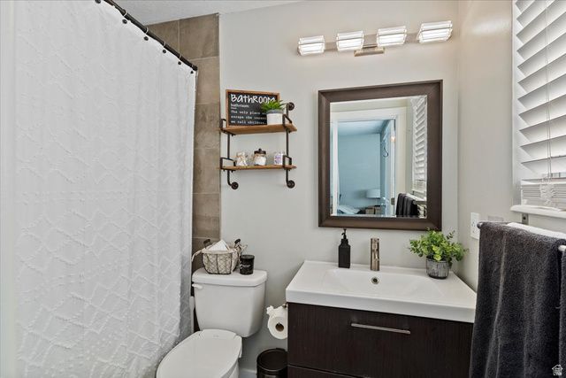 1120 E 2200 N, Layton, UT 84040