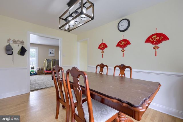 100 N LYNBROOK DR N, York, PA 17402