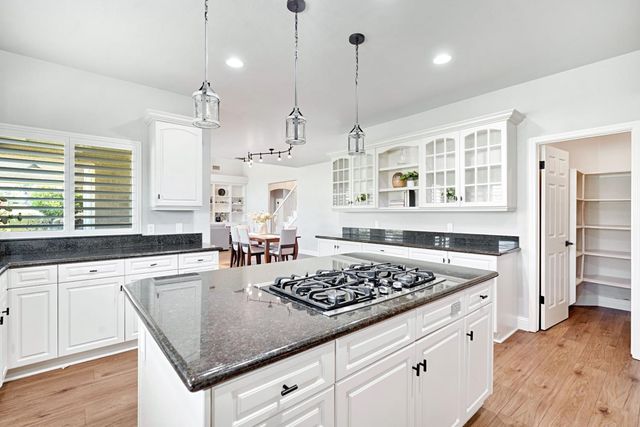 21686 Westmere Lane, Friant, CA 93626