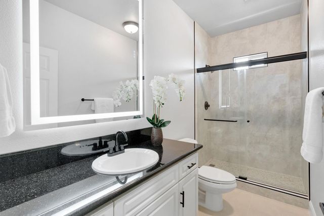 21686 Westmere Lane, Friant, CA 93626