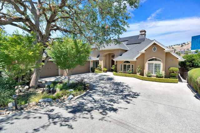 21686 Westmere Lane, Friant, CA 93626
