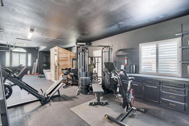 21686 Westmere Lane, Friant, CA 93626