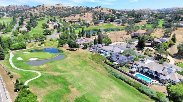 21686 Westmere Lane, Friant, CA 93626