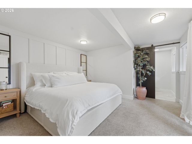 5711 W A St, West Linn, OR 97068