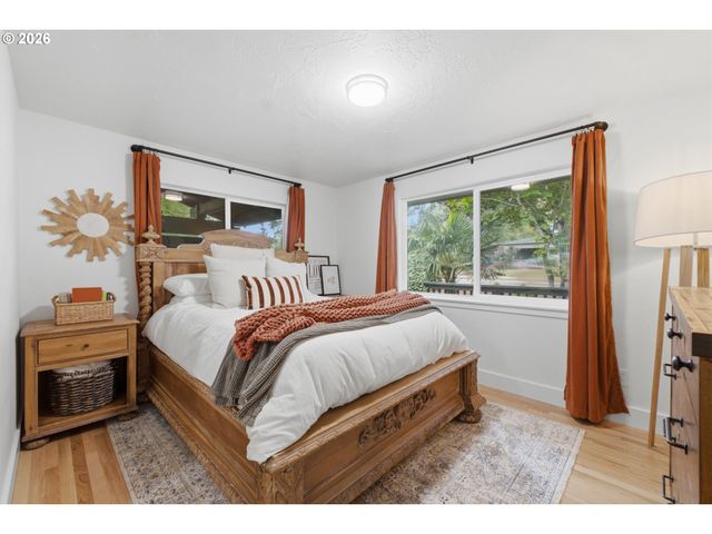 5711 W A St, West Linn, OR 97068