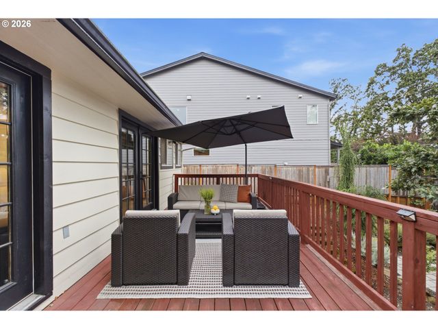 5711 W A St, West Linn, OR 97068