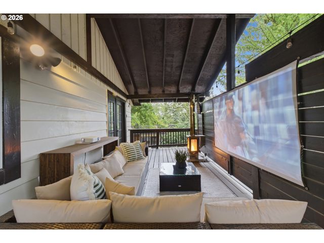 5711 W A St, West Linn, OR 97068