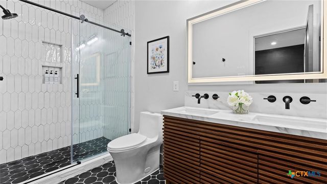 6786 River Road, New Braunfels, TX 78132