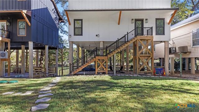 6786 River Road, New Braunfels, TX 78132