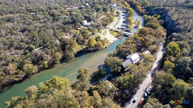6786 River Road, New Braunfels, TX 78132